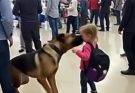🎥Security Dog Started Barking at a Child’s Backpack—What Was Inside Made the Whole Airport Go Silent Watch: see more… 👇👇